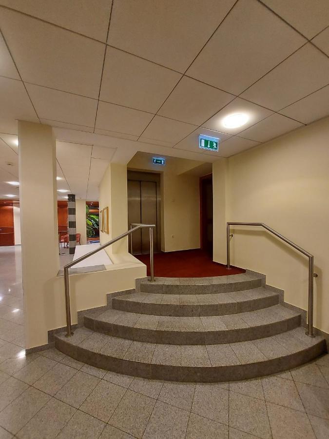 Csipke Hotel Kiskunhalas Eksteriør bilde